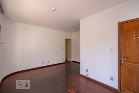 Sala de apartamento à venda com 2 quartos, 70m² em Sagrada Família, Belo Horizonte