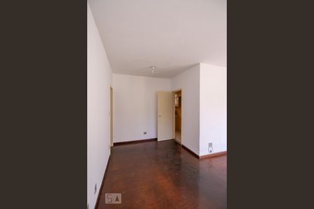 Sala de apartamento à venda com 2 quartos, 70m² em Sagrada Família, Belo Horizonte