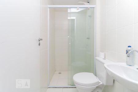 Banheiro de kitnet/studio à venda com 1 quarto, 28m² em Conceição, Osasco