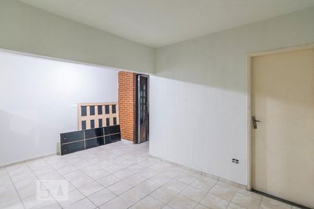 Sala de casa à venda com 2 quartos, 125m² em Cidade São Jorge, Santo André