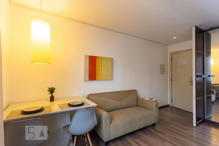 Sala/Cozinha de kitnet/studio à venda com 1 quarto, 32m² em Vila Osasco, Osasco