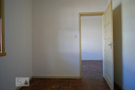 Quarto 1 de apartamento para alugar com 3 quartos, 64m² em Passo da Areia, Porto Alegre