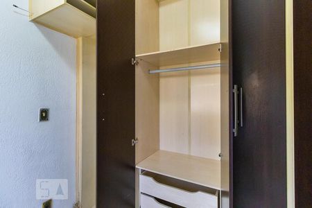 Quarto - Armários de kitnet/studio para alugar com 1 quarto, 30m² em Botafogo, Campinas