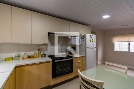 Cozinha de casa para alugar com 3 quartos, 80m² em Niterói, Canoas