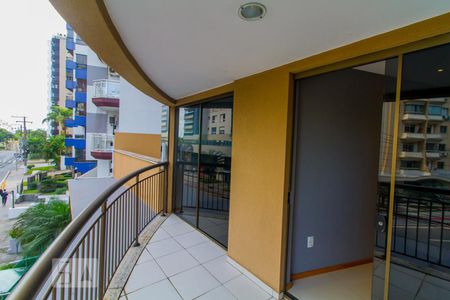 Sacada de apartamento para alugar com 2 quartos, 140m² em Agronômica, Florianópolis