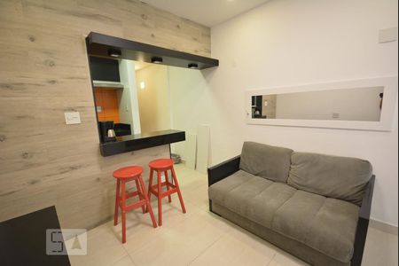 Sala de kitnet/studio para alugar com 1 quarto, 40m² em Catete, Rio de Janeiro