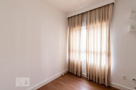 Quarto 1 de apartamento para alugar com 2 quartos, 55m² em Vila Olímpia, São Paulo