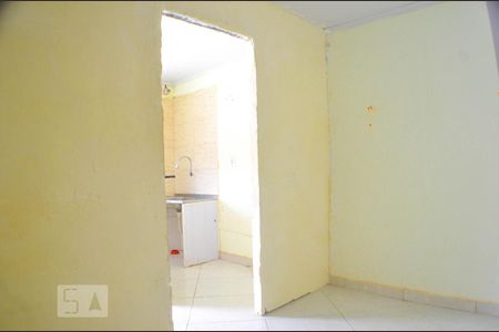 Quarto de kitnet/studio para alugar com 1 quarto, 40m² em Arraial do Retiro, Salvador