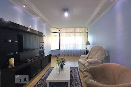 Sala de casa à venda com 3 quartos, 280m² em Santa Maria, Santo André