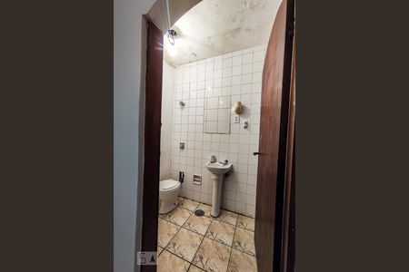 Lavabo de casa à venda com 2 quartos, 126m² em Jardim Oliveiras, Taboão da Serra