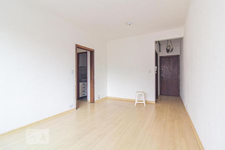 Sala de apartamento para alugar com 2 quartos, 75m² em Centro, Curitiba