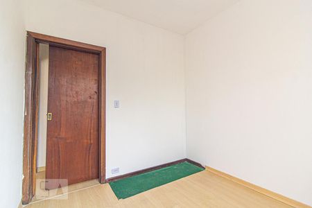 Quarto 1 de apartamento para alugar com 2 quartos, 75m² em Centro, Curitiba