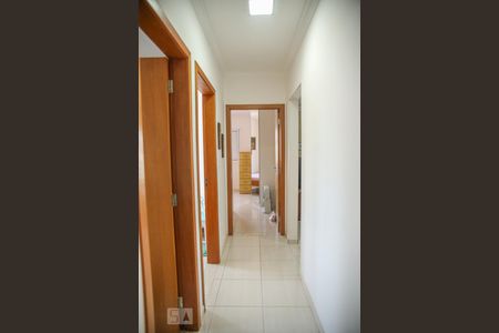 Corredor de apartamento à venda com 3 quartos, 85m² em Santa Maria, São Caetano do Sul