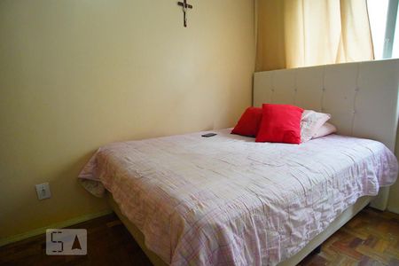 Quarto de apartamento à venda com 1 quarto, 42m² em Jardim Leopoldina, Porto Alegre