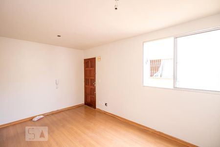 Sala de apartamento à venda com 2 quartos, 52m² em Santa Efigênia, Belo Horizonte