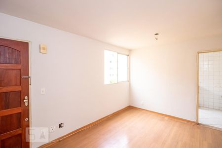 Sala de apartamento à venda com 2 quartos, 52m² em Santa Efigênia, Belo Horizonte