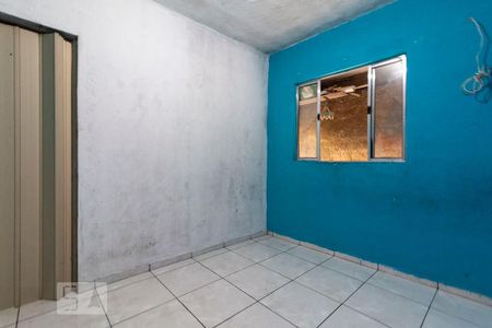 Sala/Quarto de casa para alugar com 1 quarto, 40m² em Vila Carmosina, São Paulo