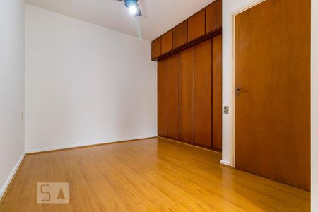 Quarto de apartamento para alugar com 1 quarto, 55m² em Centro, Campinas