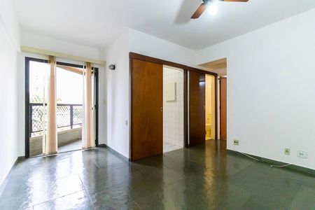 Sala de apartamento para alugar com 1 quarto, 55m² em Centro, Campinas