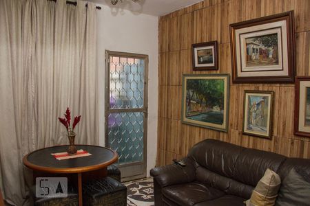 Sala de casa à venda com 2 quartos, 65m² em Irajá, Rio de Janeiro