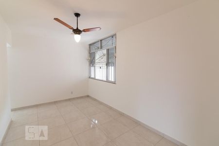 Sala de apartamento para alugar com 3 quartos, 58m² em Vila Isabel, Rio de Janeiro