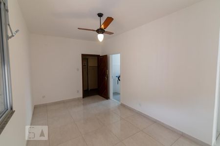 Sala de apartamento para alugar com 3 quartos, 58m² em Vila Isabel, Rio de Janeiro