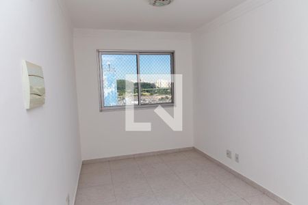 Sala de apartamento para alugar com 2 quartos, 45m² em Canhema, Diadema