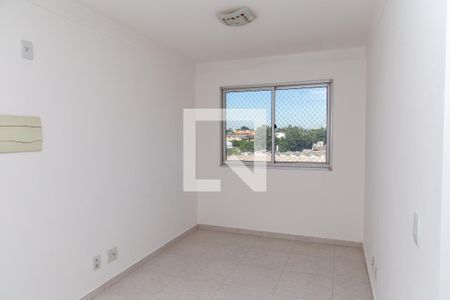 Sala de apartamento para alugar com 2 quartos, 45m² em Canhema, Diadema