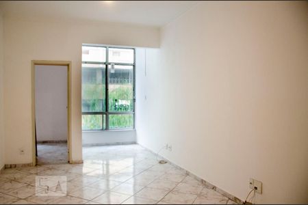 Sala de apartamento para alugar com 2 quartos, 68m² em Flamengo, Rio de Janeiro