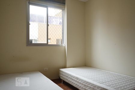 Quarto 1 de apartamento para alugar com 3 quartos, 87m² em Água Verde, Curitiba