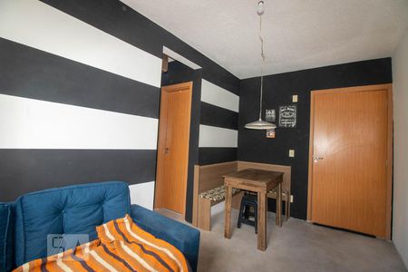 Sala de apartamento para alugar com 2 quartos, 44m² em Jardim Leopoldina, Porto Alegre