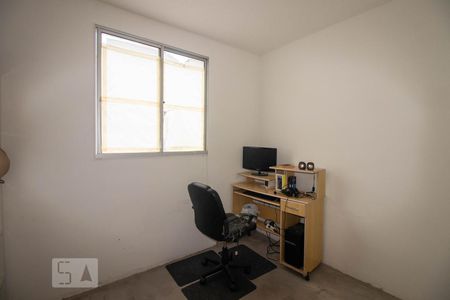 Quarto 1 de apartamento para alugar com 2 quartos, 44m² em Jardim Leopoldina, Porto Alegre