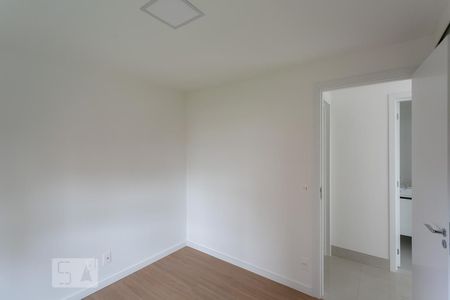 Quarto 1 de apartamento para alugar com 2 quartos, 70m² em Cruzeiro, Belo Horizonte