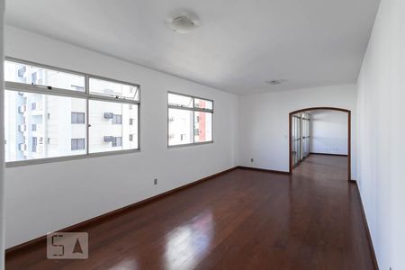 Sala 1 de apartamento à venda com 4 quartos, 190m² em Lourdes, Belo Horizonte