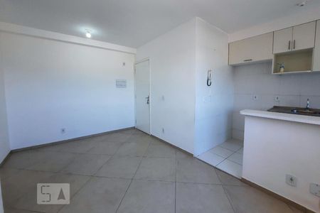 Sala de apartamento para alugar com 2 quartos, 44m² em Canhema, Diadema