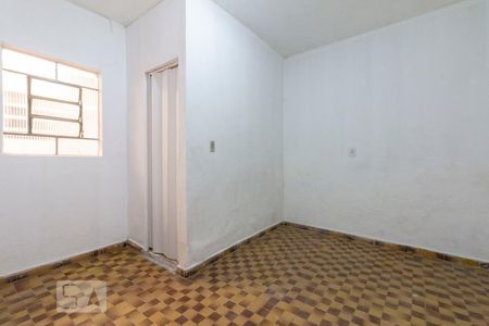 Sala de casa para alugar com 2 quartos, 60m² em Itaquera, São Paulo