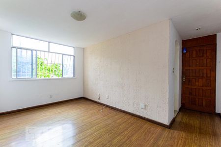 Sala de apartamento para alugar com 2 quartos, 54m² em Santa Rosa, Niterói