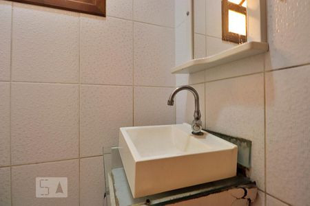 Lavabo de casa para alugar com 5 quartos, 304m² em Vila Camilopolis, Santo André