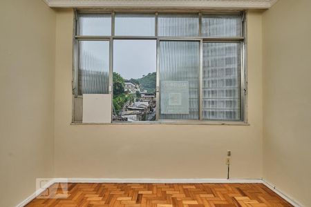 Quarto 1 de apartamento para alugar com 2 quartos, 62m² em Vila Isabel, Rio de Janeiro