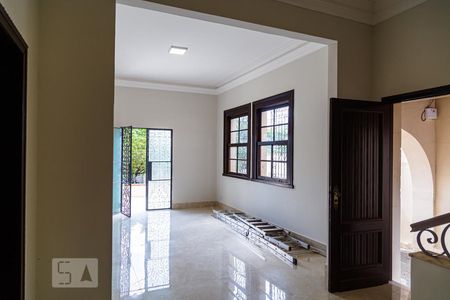 Sala 1 de casa para alugar com 6 quartos, 400m² em Santo Agostinho, Belo Horizonte