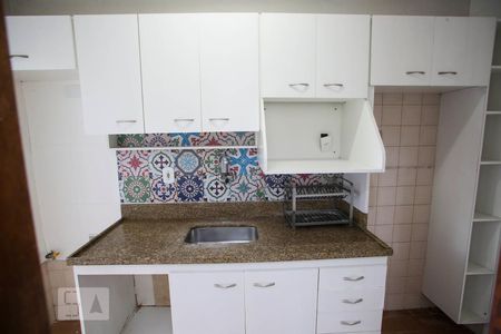 Cozinha de apartamento para alugar com 2 quartos, 70m² em Pechincha, Rio de Janeiro