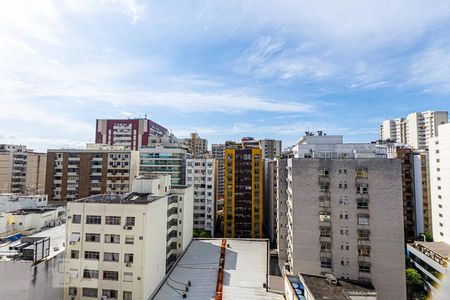 Vista do Quarto 1 de apartamento para alugar com 2 quartos, 90m² em Icaraí, Niterói