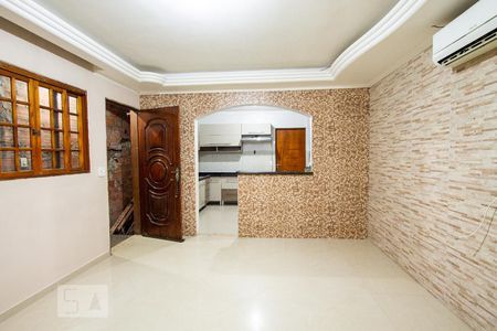 Sala de casa para alugar com 2 quartos, 95m² em Santa Maria, Osasco