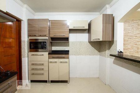 Cozinha de casa para alugar com 2 quartos, 95m² em Santa Maria, Osasco