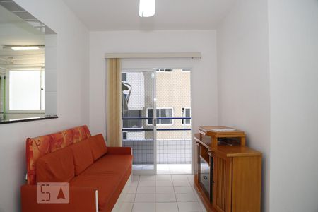 Sala de apartamento para alugar com 2 quartos, 75m² em Canto do Forte, Praia Grande