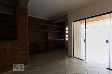 Sala de casa para alugar com 2 quartos, 230m² em Jardim São Conrado, Sorocaba