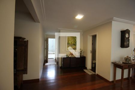 Hall de Entrada de casa para alugar com 4 quartos, 400m² em Jardim Marajoara, São Paulo