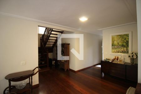 Hall de Entrada de casa para alugar com 4 quartos, 400m² em Jardim Marajoara, São Paulo