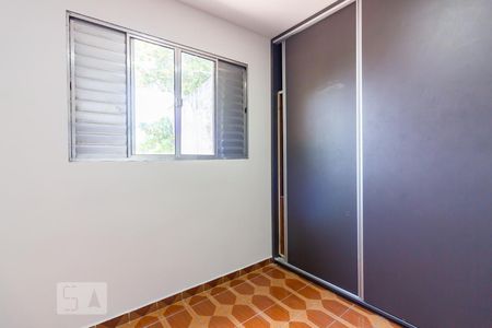 Quarto 1 de casa para alugar com 2 quartos, 160m² em Cidade das Flores, Osasco