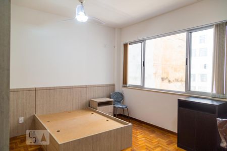 Sala/Quarto de apartamento para alugar com 1 quarto, 32m² em Centro, Belo Horizonte